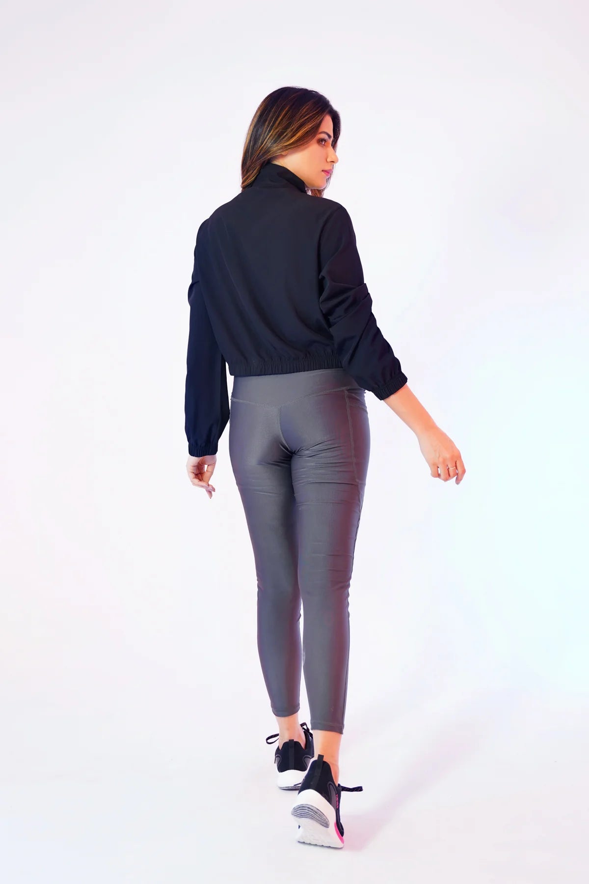 International Sports™ Cropped Zipper